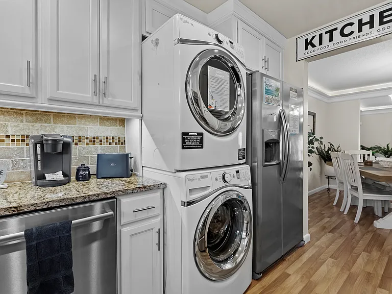 4701 N Kings Hwy #6 — Photo 11