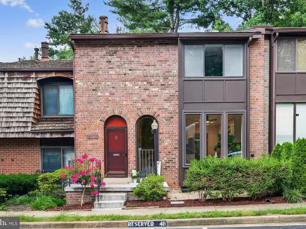 4953 Oriskany Dr, Annandale, VA 22003