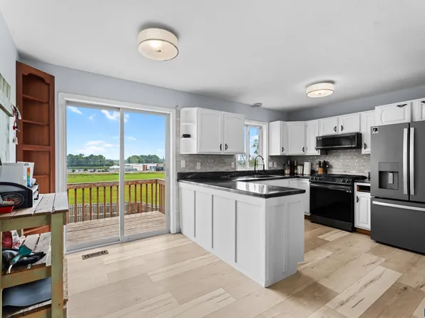 8004 W Browning St, Sioux Falls, SD 57106