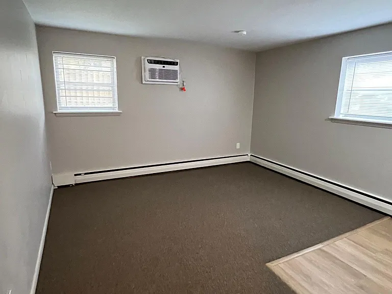 829 Moyers Rd #B-2 — Photo 2