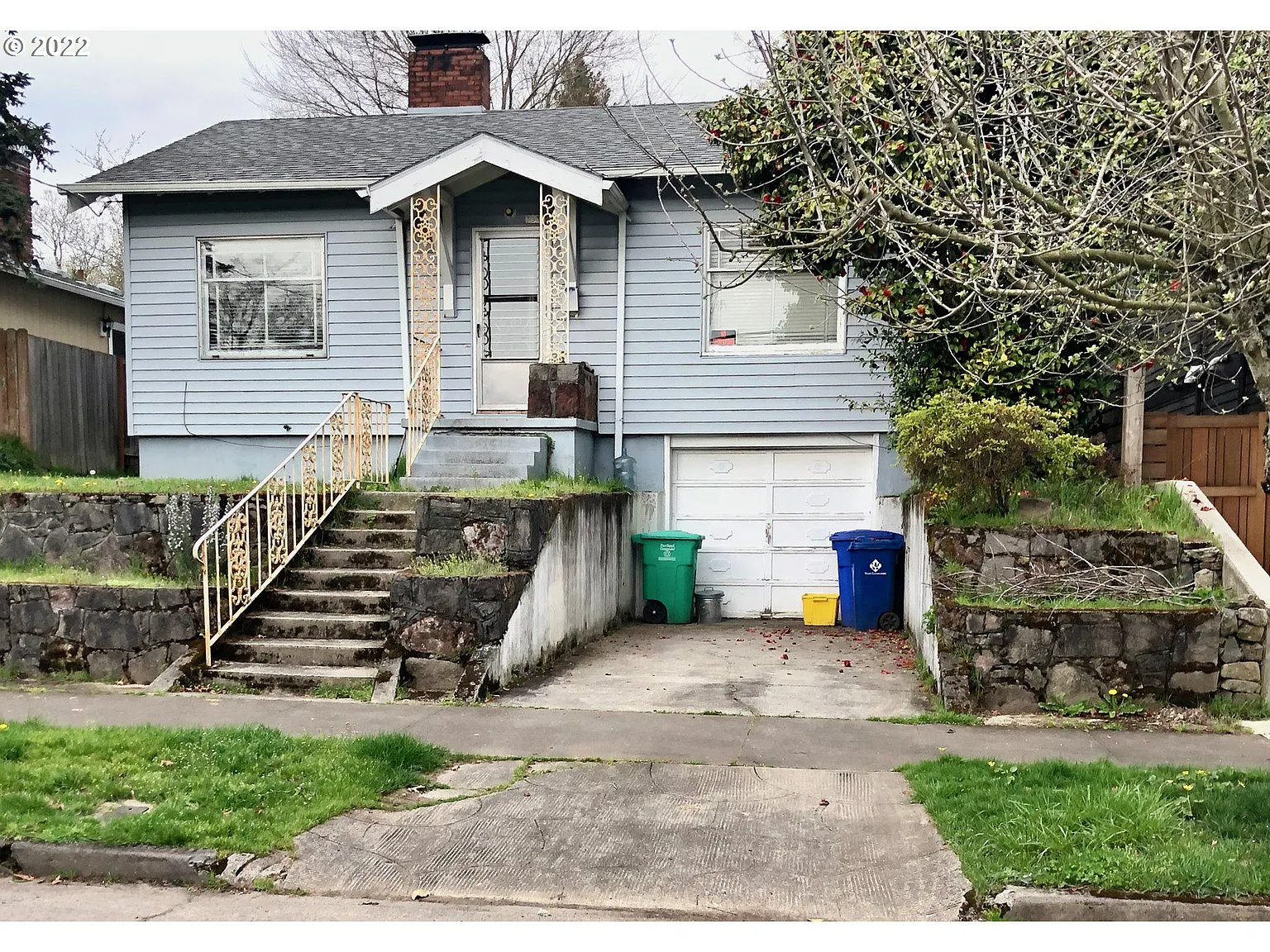 3337 SE Tibbetts St photo 1