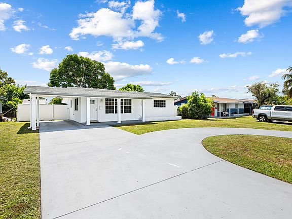 3rd image of 2411 Gulfstream Drive