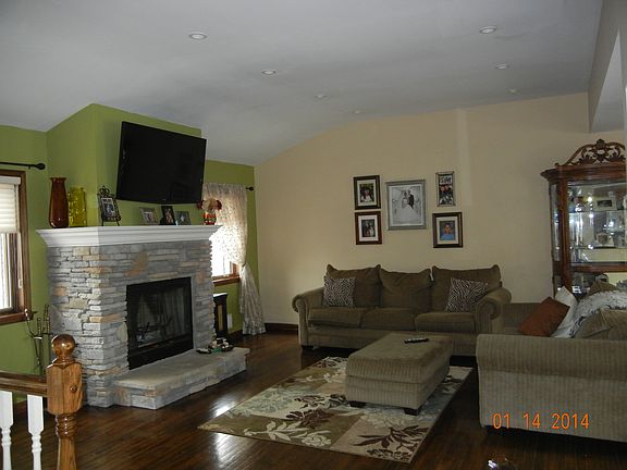 2nd image of 286 Ashland Ave