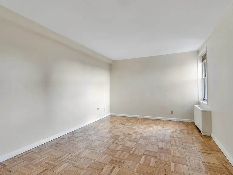 2000 Linwood Ave #7N — Photo 9