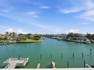 719 Pinellas Bayway S #305, Tierra Verde, FL 33715