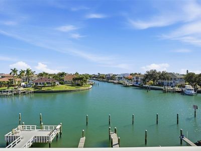 719 Pinellas Bayway S #305, Tierra Verde, FL, 33715
