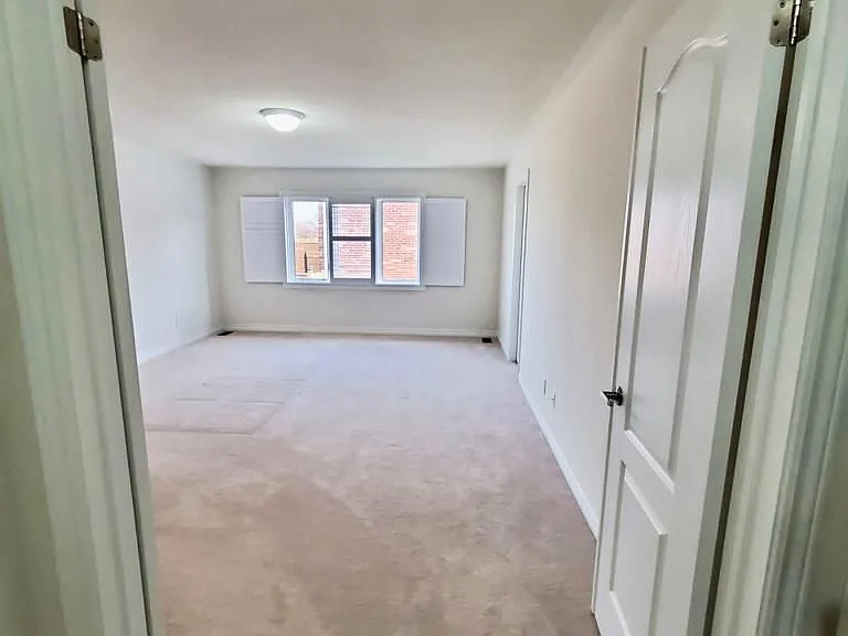 1807 Fosterbrook St — Photo 22