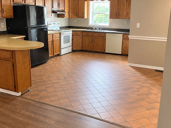 2nd image of 73 5th Ave #1
