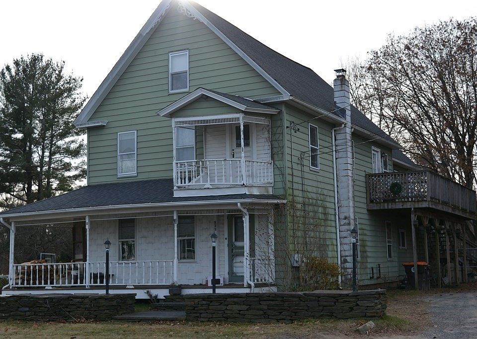 925 Shoemaker Ln, Feeding Hills, MA 01030 Zillow