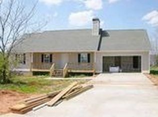 10 Shannons Ln, Comer, GA 30629