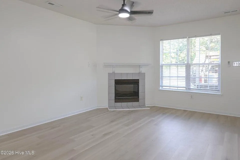 2033 Brandymill Ln - 2033 — Photo 4