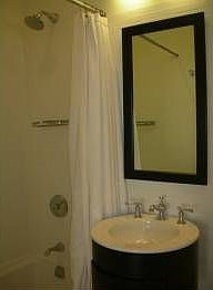 4th image of 1100 Sacramento St APT 206