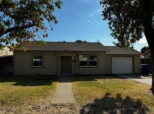 1024 Delaware Ave, Los Banos, CA 93635