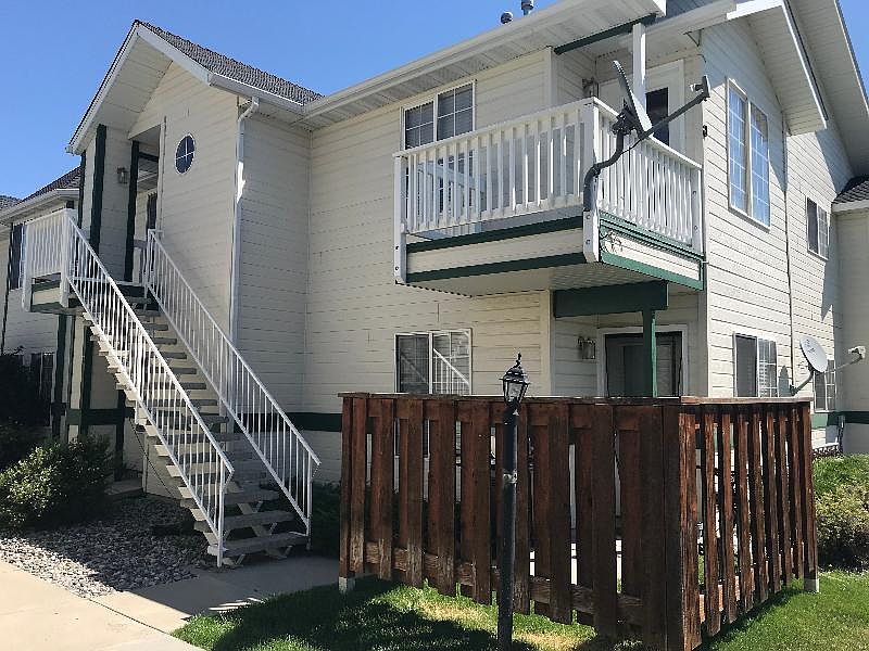 1st image of 3016 W Villard St APT G