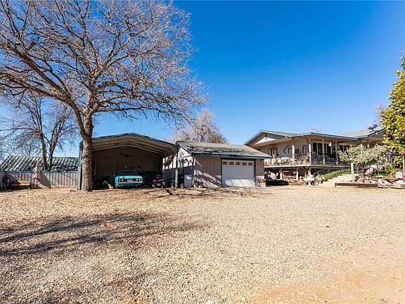 4th image of 42914 W Oak Ln