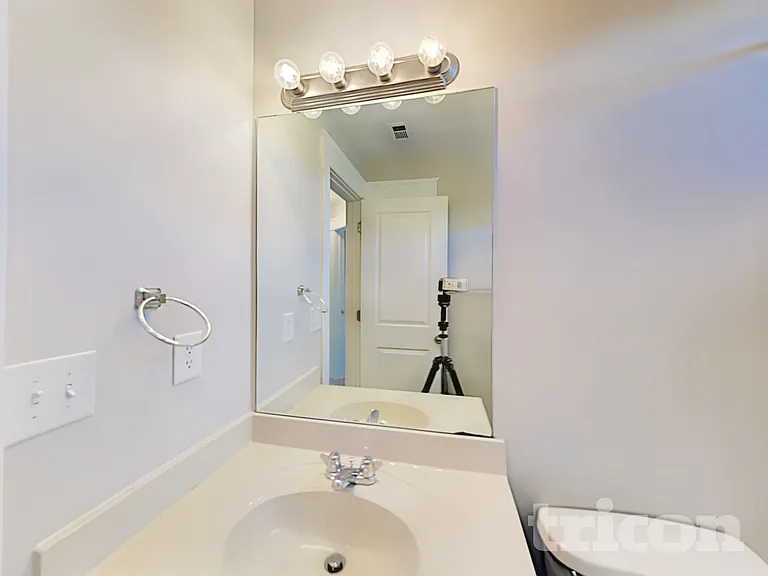 2435 Center Pointe Cir SW — Photo 20