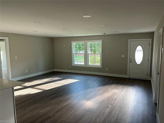 4th image of 2105 Piedmont Ave