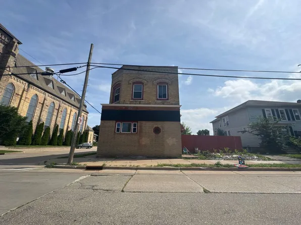 531 Merritt Ave, Oshkosh, WI 54901