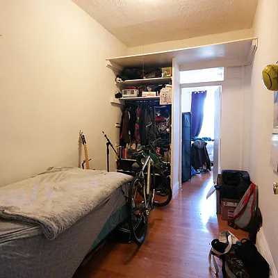 Rented by Nooklyn NYC LLC | media 22