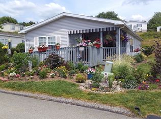 623 Cloverview Cir, Pittsburgh, PA 15239