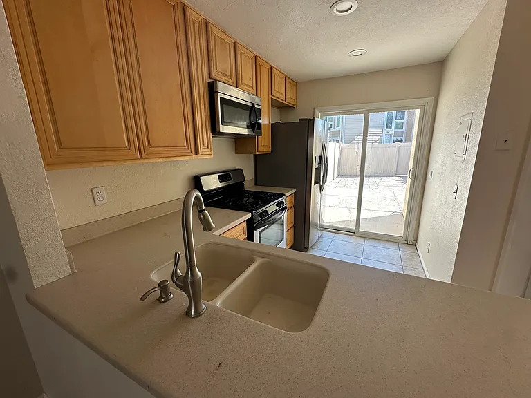 152 Kazan St #2 — Photo 8