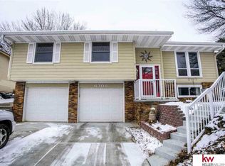 6306 S 94th St, Omaha, NE 68127