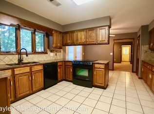 327 Canterbury Ct, Auburn, AL 36832