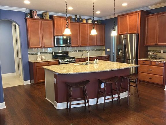4th image of 7936 Summerlake Pointe Blvd
