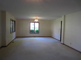 180 E Market St, Waverly, KY 42462