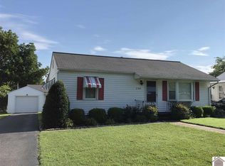 228 Iroquois Dr, Paducah, KY 42001