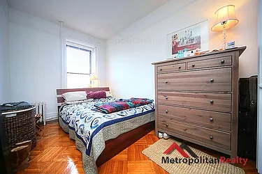 Rented by Metropolitan Realty