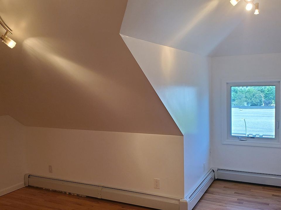 2nd image of 91-93 Fisher Ave #3