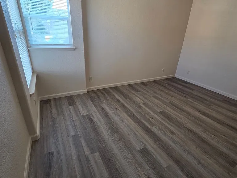 3600 Nadia Ct — Photo 15