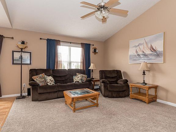 5th image of 51025 Brachetto St