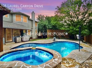 8708 Laurel Canyon Dr, Universal City, TX 78148