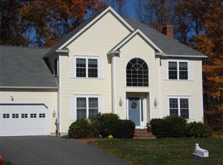 1 Partridge Cir, North Attleboro, MA 02760
