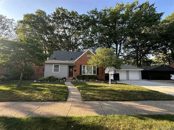 24934 Wilson Ave, Dearborn, MI 48128