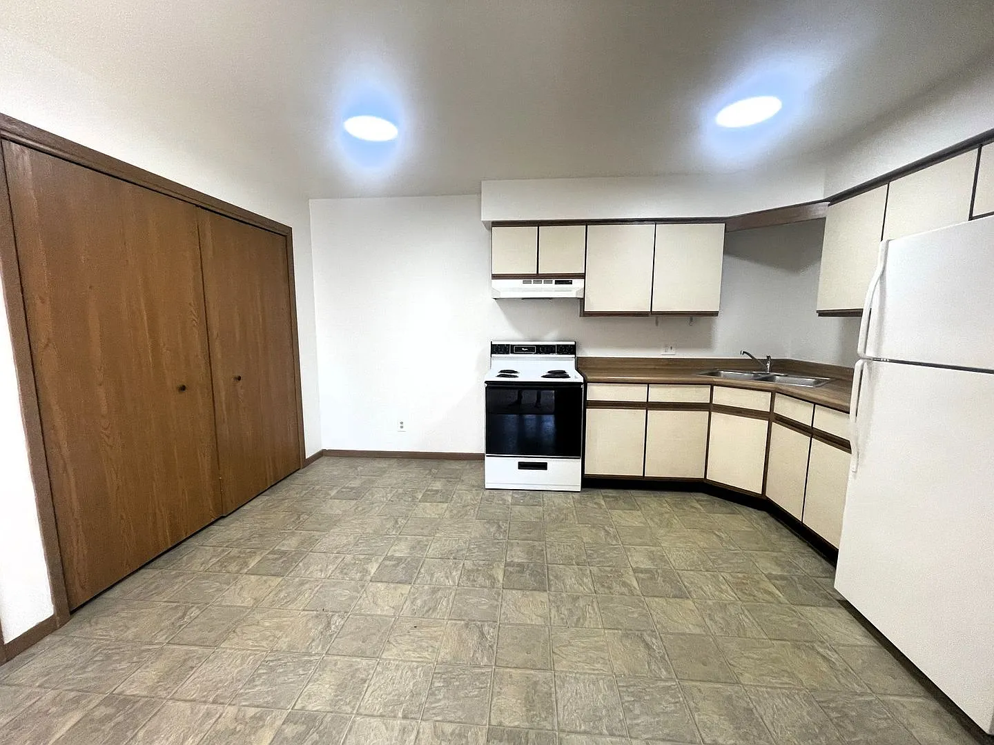 SSL Homestead Apartments — Photo 4