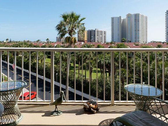 5th image of 3 Oceans West Blvd APT 5D6