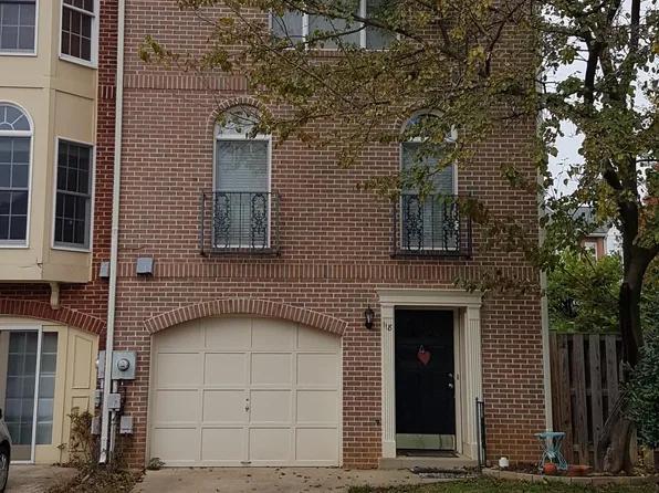 118 Victoria Sq, Frederick, MD 21702