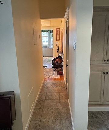 2nd image of 155 Strathmore Rd APT 3