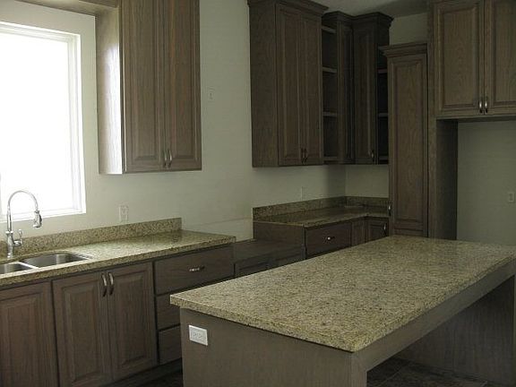 5th image of 1070 Ceiba Cir