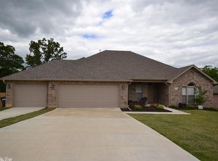 2925 Rock Ridge Dr, Sherwood, AR 72120