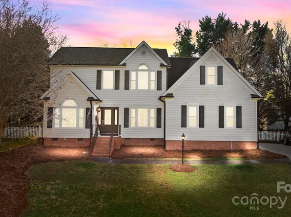 1509 Orange Hill Ct, Gastonia, NC 28056