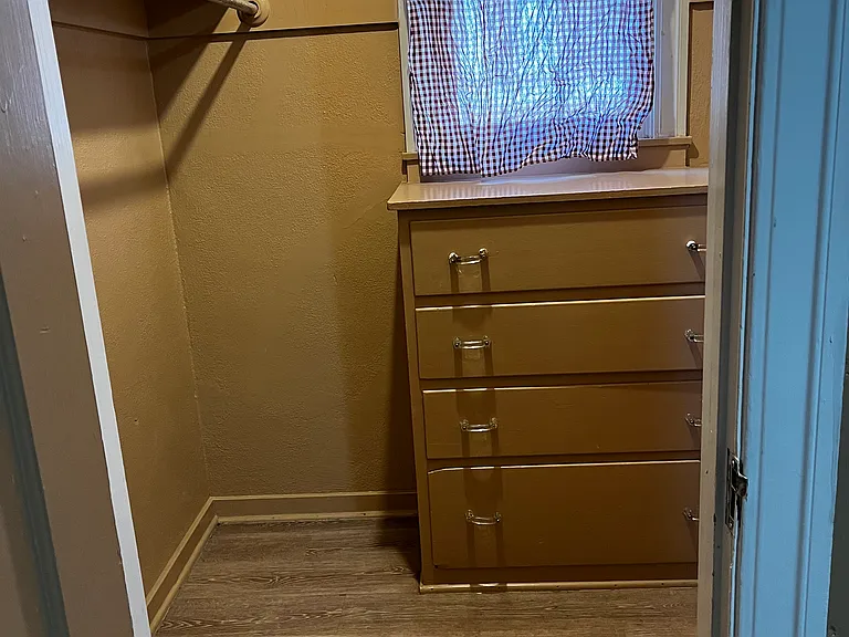 Bedroom Closet