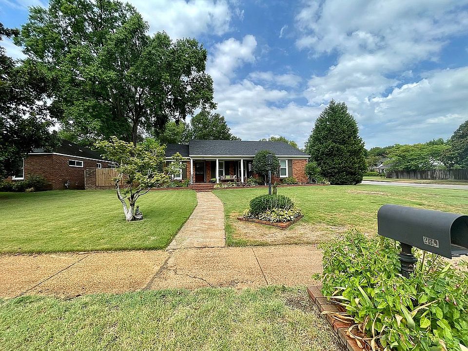 2nd image of 239 N Yates Rd
