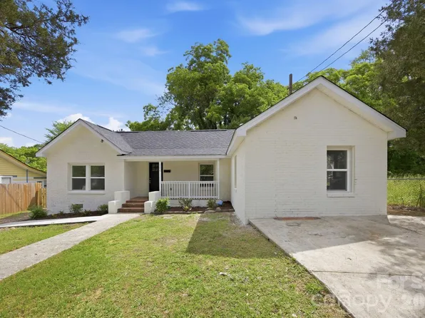 304 Ashford St, Chester, SC 29706