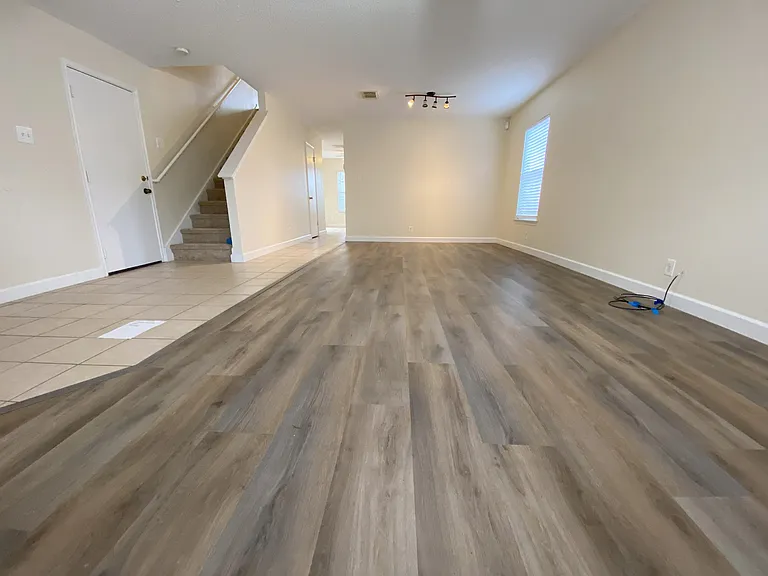 8802 Bridgefield — Photo 10