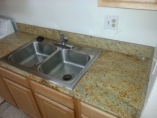 3rd image of 1307 Lorilyn Ave