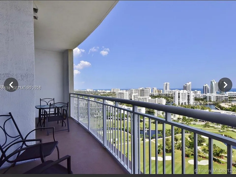 1755 E Hallandale Beach Blvd #2505E